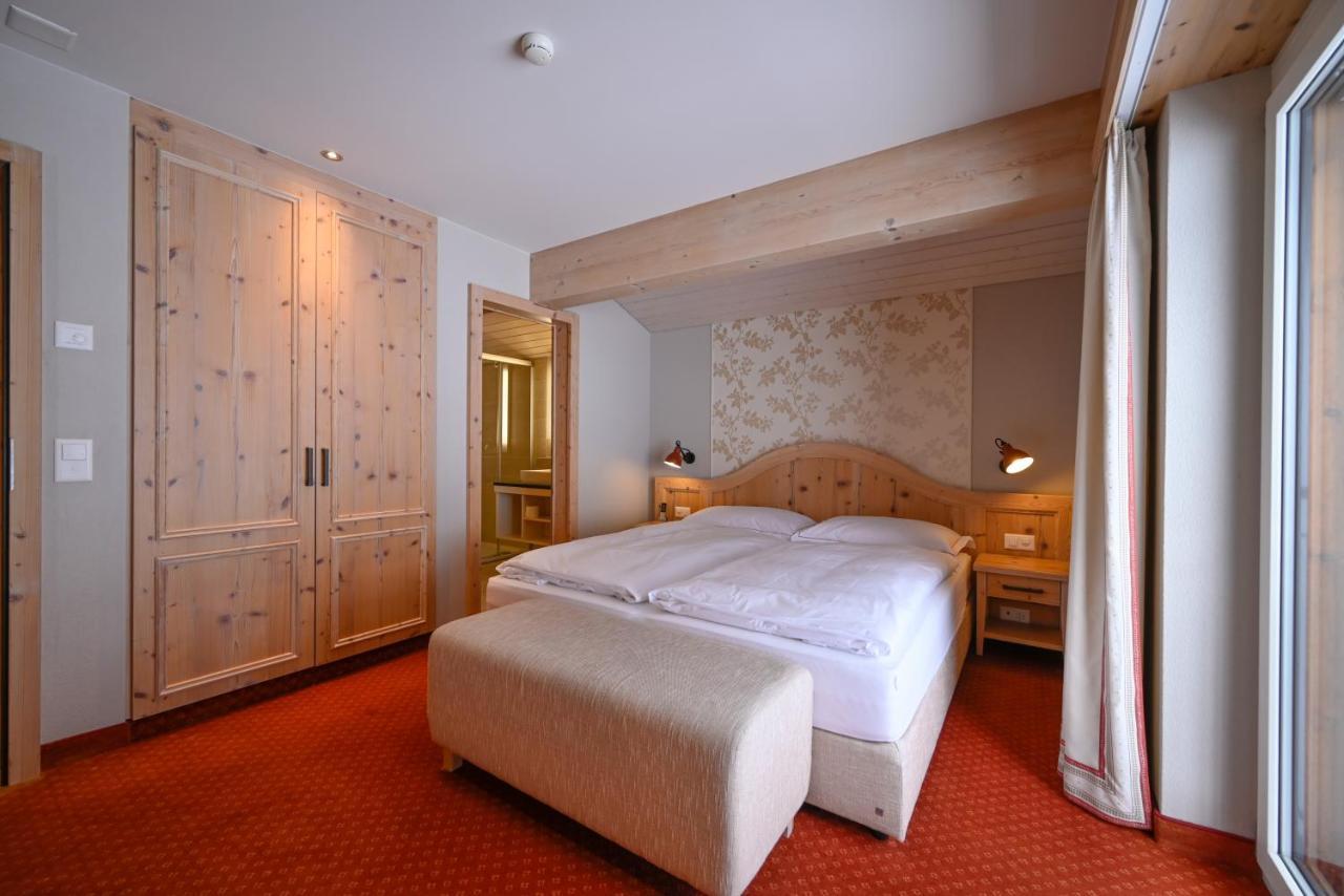Romantik Hotel Schweizerhof Grindelwald Extérieur photo